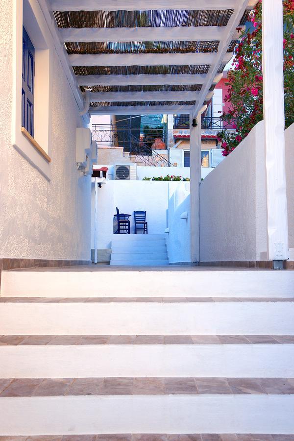 La Playa Boutique Apartments Миртеа Экстерьер фото